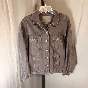 American Eagle Outfitters Women's Faded Black Denim Trucker Jacket